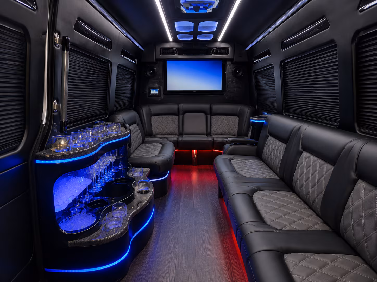 airport transfers to graceland and the elvis presley boulevard corridor