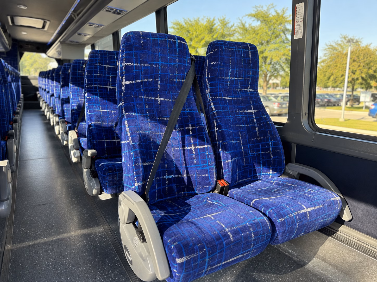 buses for weddings at elmwood cemetery and historic memphis venues