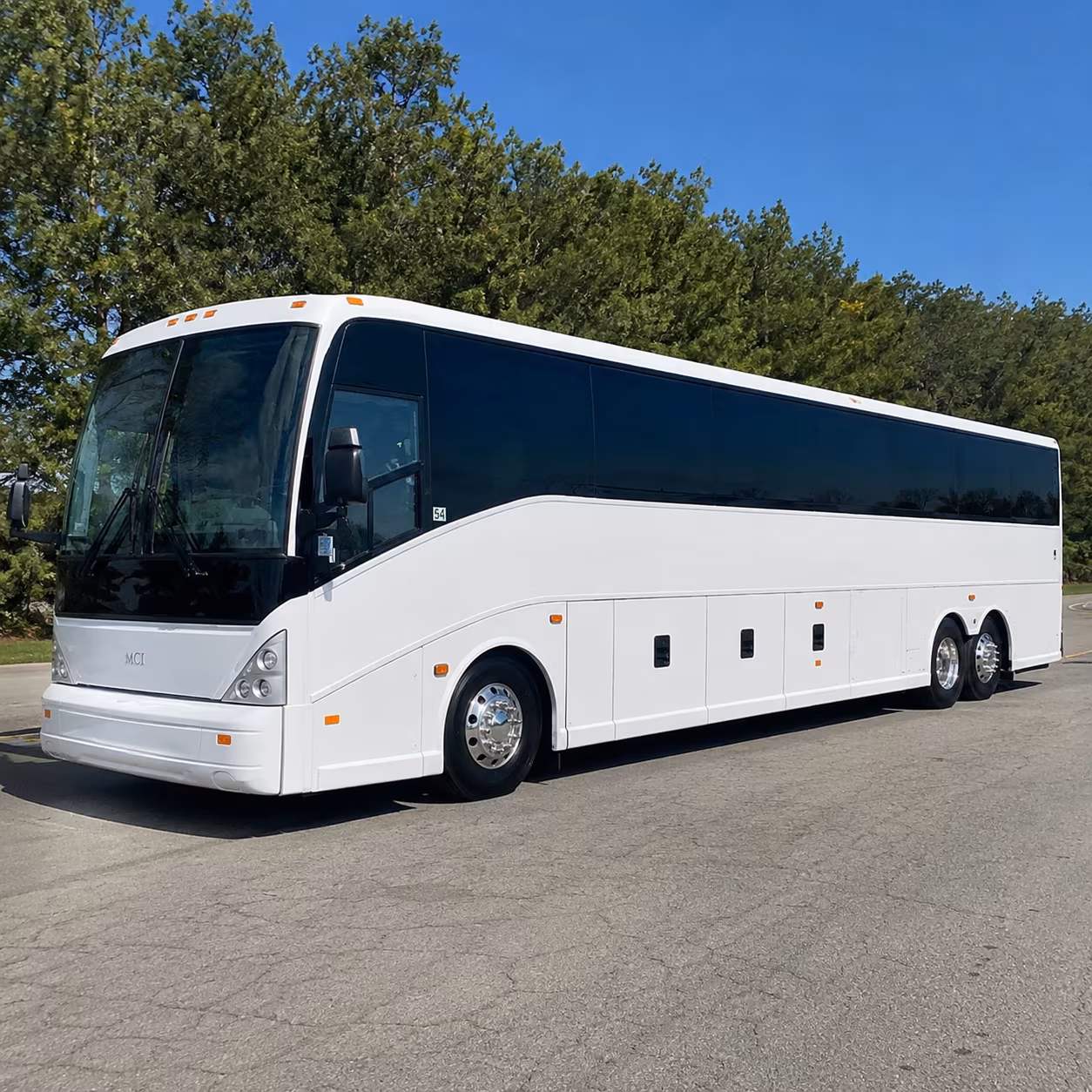 cross state employee shuttle buses from desoto county mississippi to memphis