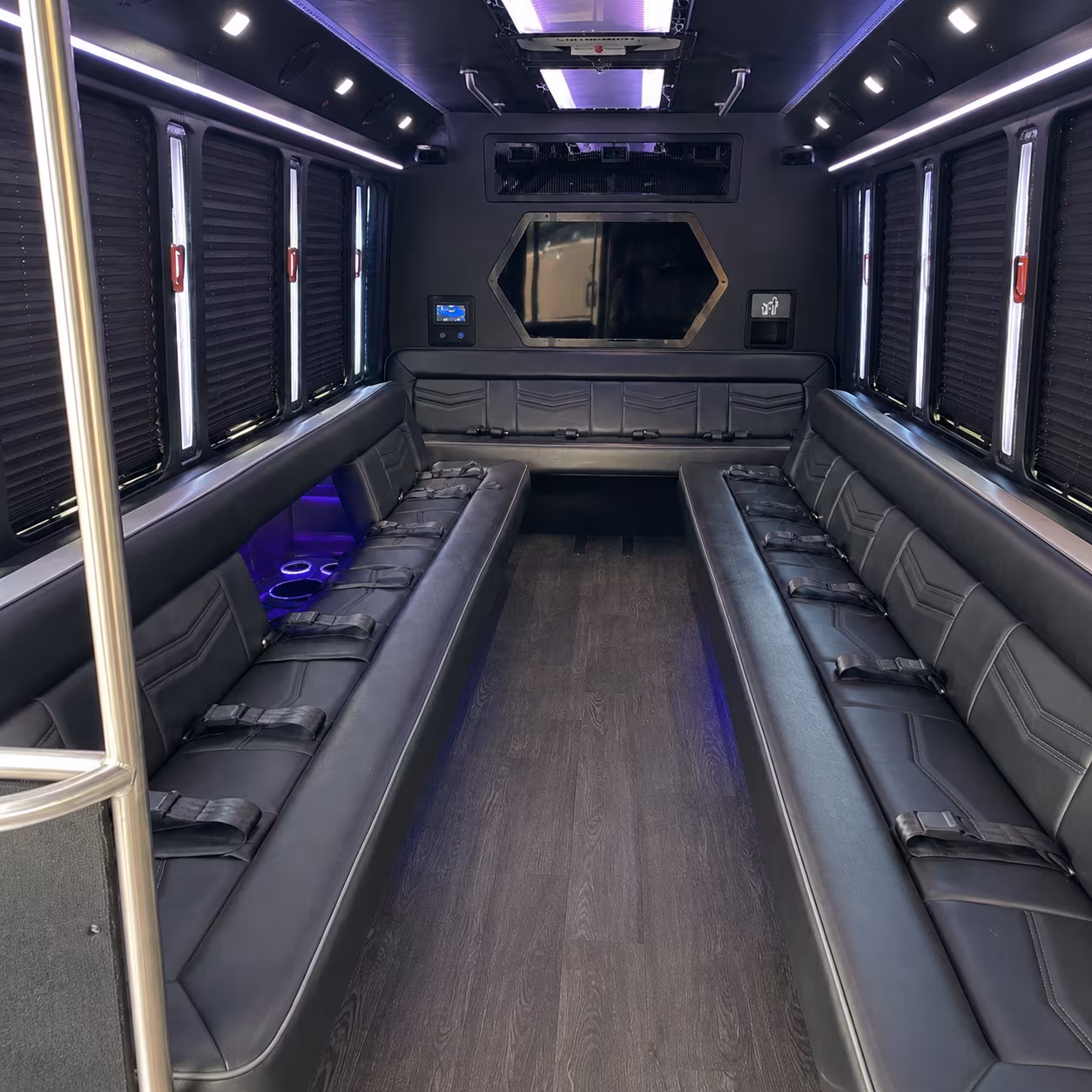 memphis 18 passenger party bus interior