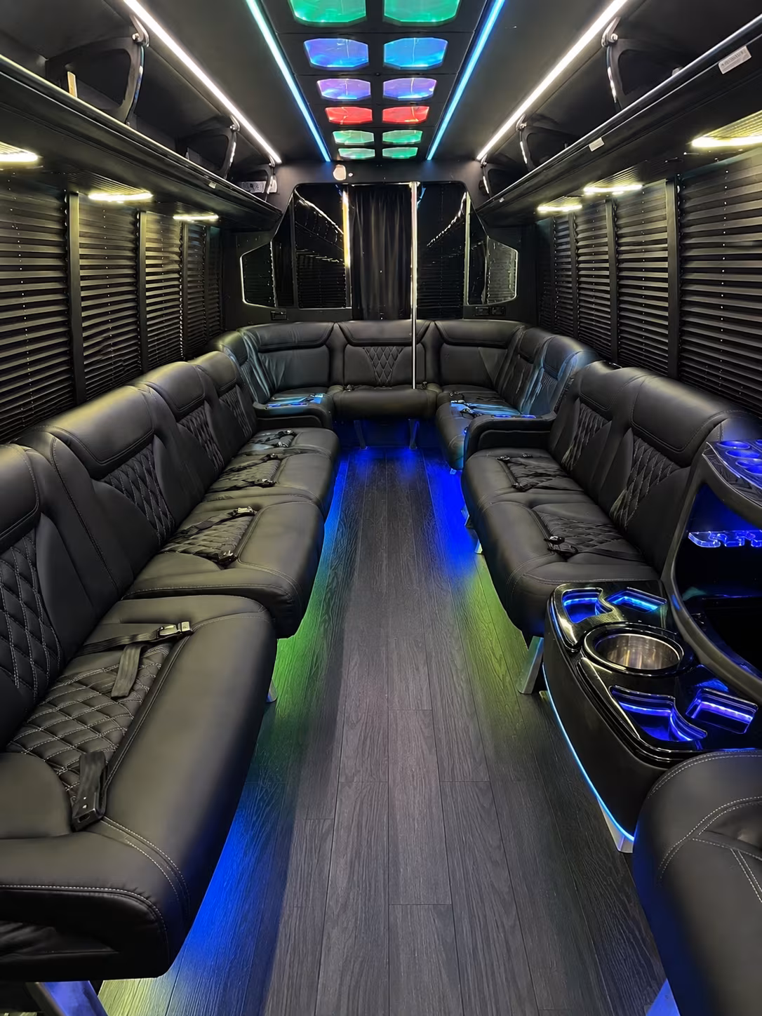 memphis 20 passenger party bus interior