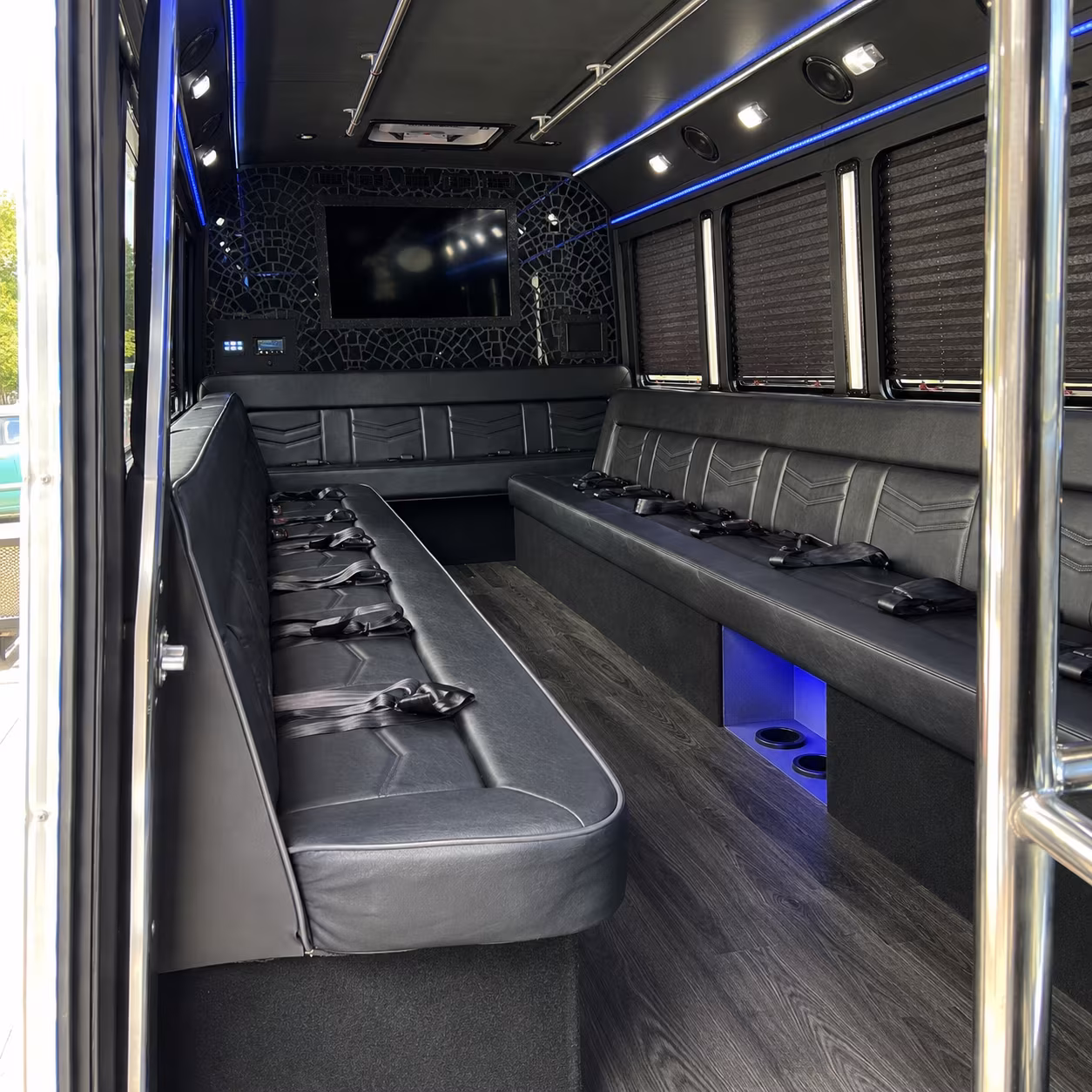 memphis concert party bus rental