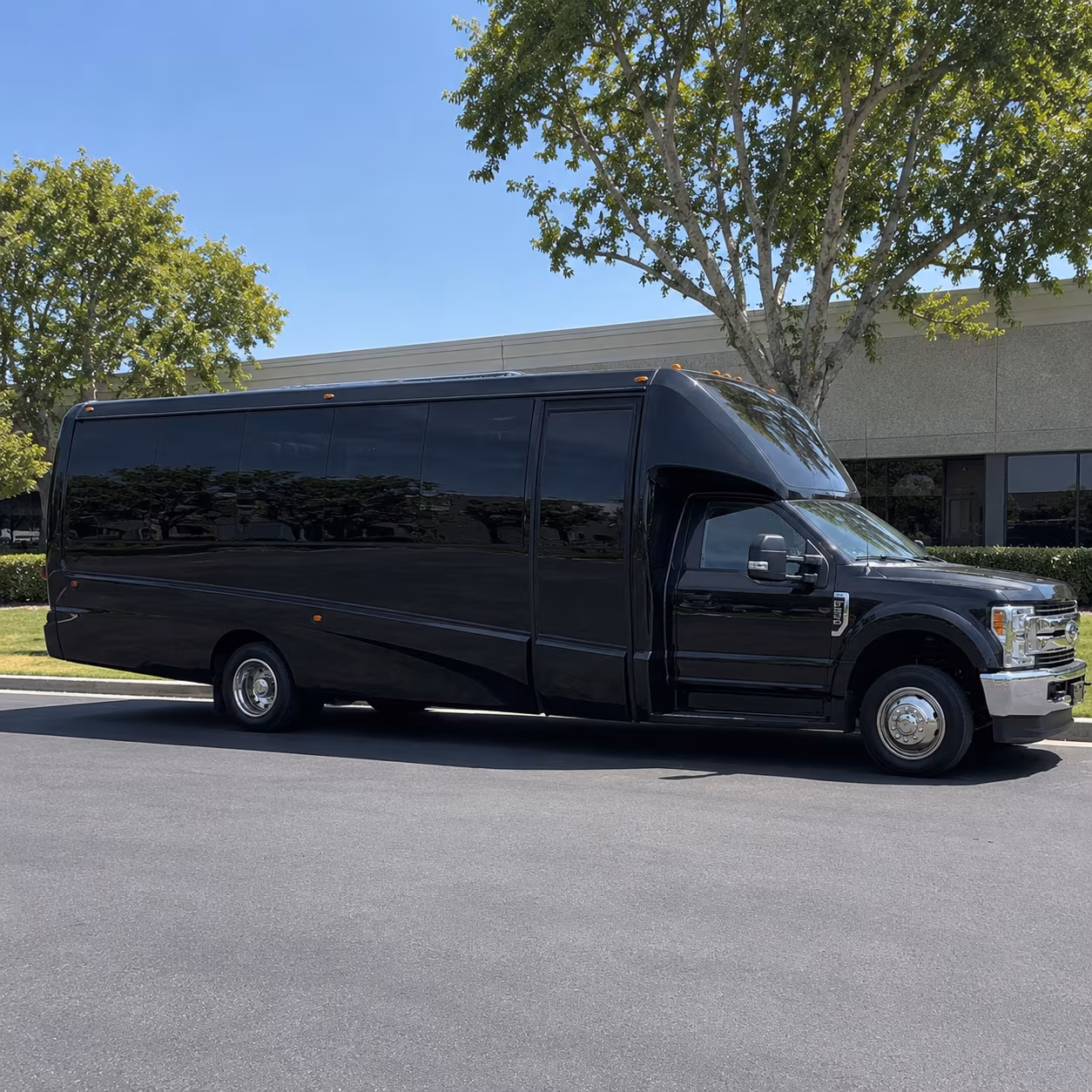 memphis party bus rental 3