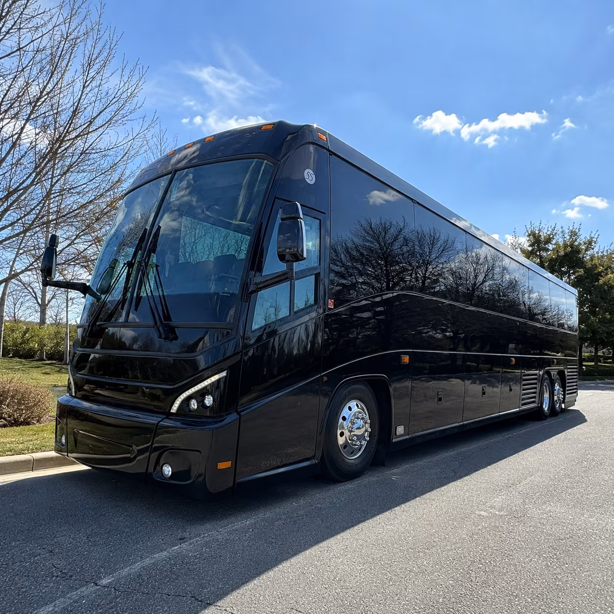 mission trip buses for memphis congregations heading south