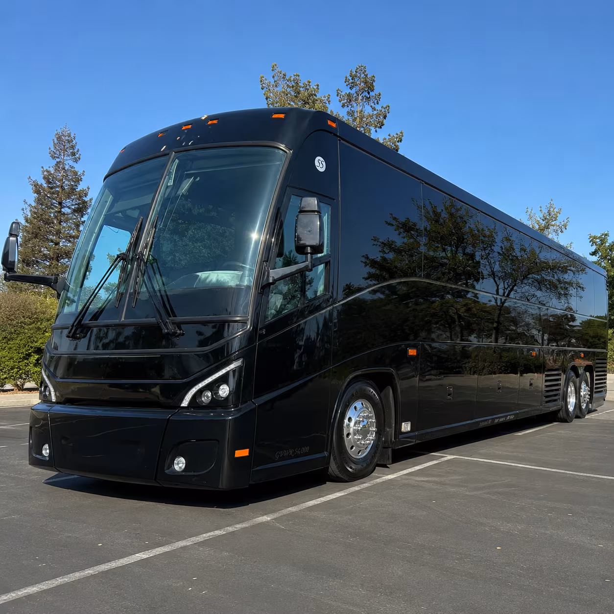 shuttle buses to the overton park shell and midtown shows